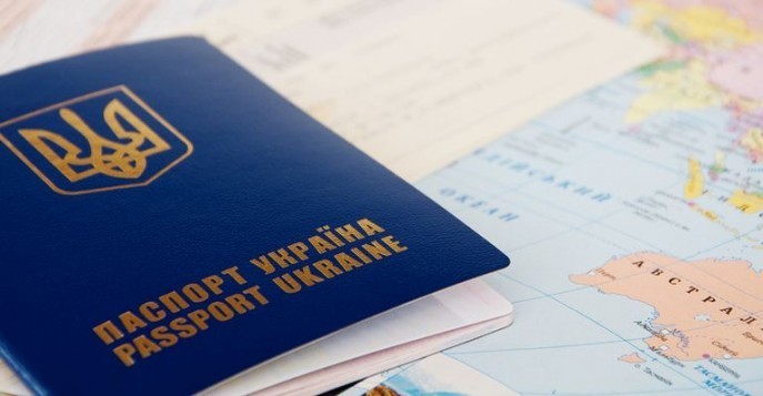 Ukraina kończy praktykę przedłużania ważności paszportów